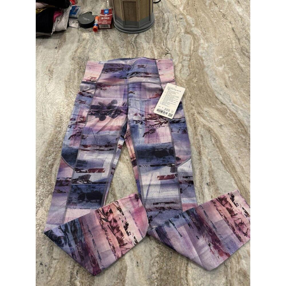 NWT Lululemon Women Fast Free HR 7/8 Tight Nulux SSIM Purple Print Size 6